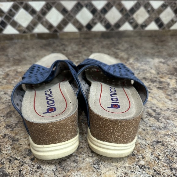 BIONICA Ambridge Slip-On Leather Wedge Sandals Women 6 Blue Open Toe Comfort - Picture 2 of 7